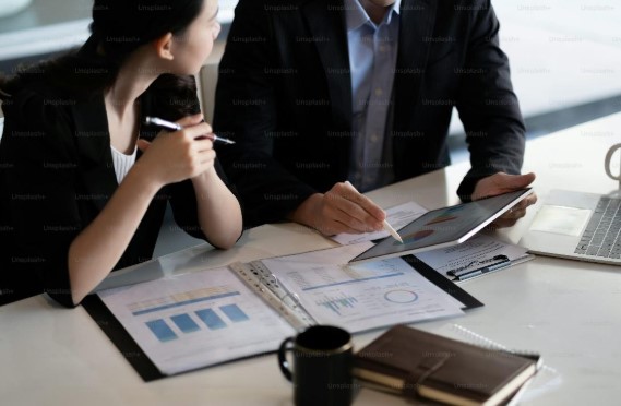 The Business Metamorphosis: How to Adapt, Innovate, and Evolve