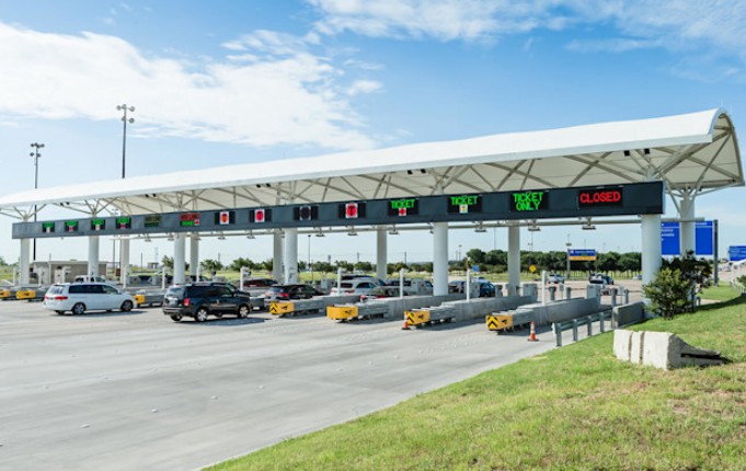 DFW Airport Parking Rates Changing Oct. 1, TollTag Users to Get Lower Prices