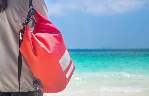 Dry Bag Backpack vs. Traditional Bags: What's Best for Boating?