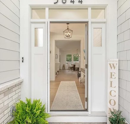Benefits of Phantom Retractable Screen Doors