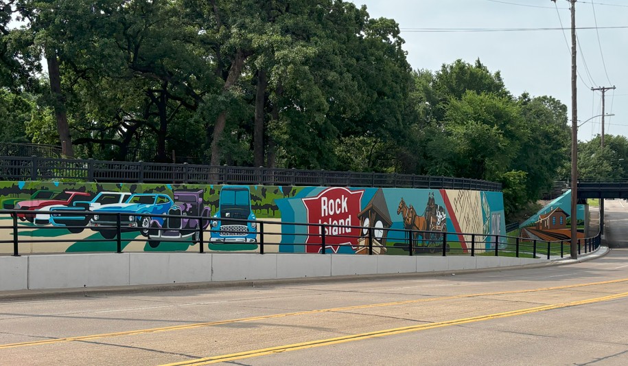 Timeless Irving Mural Unveiled in Downtown Heritage District