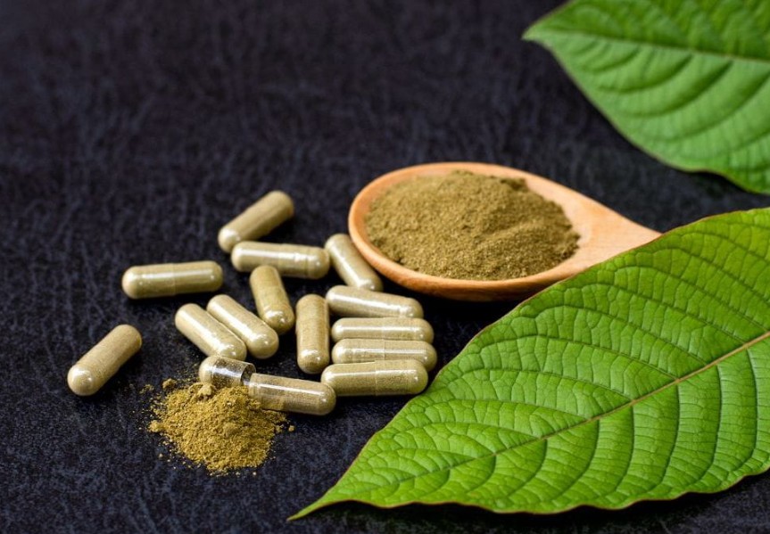 Kratom: Addiction, Overdose Risks and What to Do in an Emergency