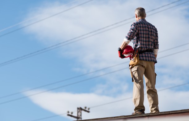 6 Signs Your Home Needs Professional Roof Services