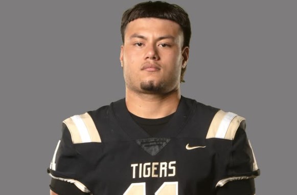 Irving High School's Omar Castro Jr. Selected for Blue-Grey All-American Bowl