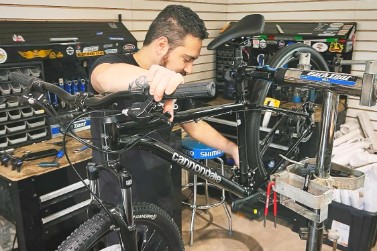 Playtri Celebrates Grand Opening of New Bike and Triathlon Store in Irving