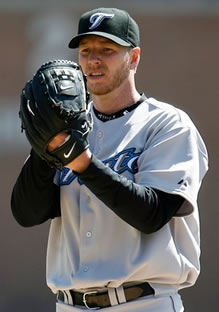 Rangers in serious negotiations for Roy Halladay
