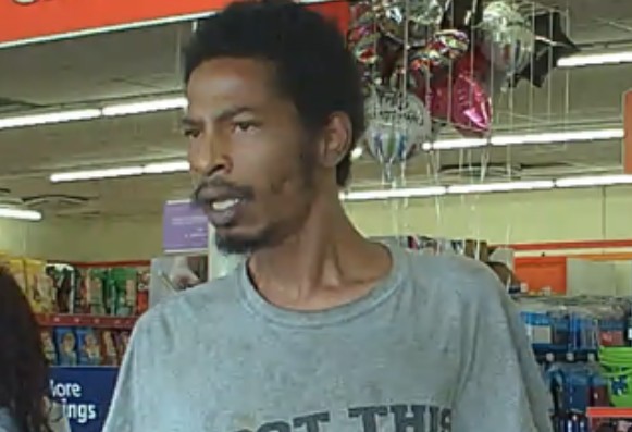Dallas Police Search for Robbery Suspect Accused of Punching Employee During Theft